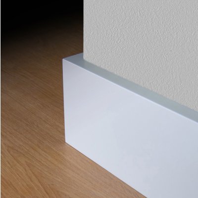 MDF Moderne plint 120x15 wit voorgelakt RAL 9010